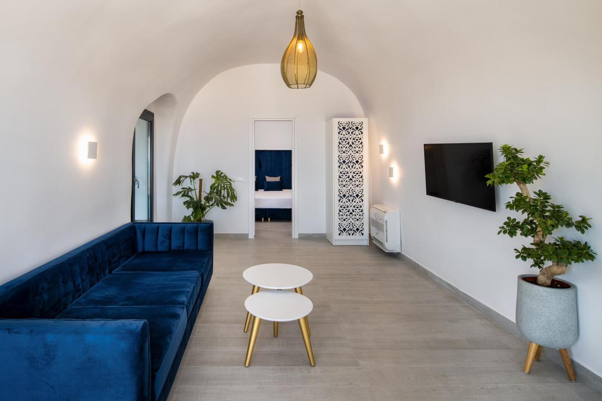 אימרוביגלי Palm Island Suites מראה חיצוני תמונה