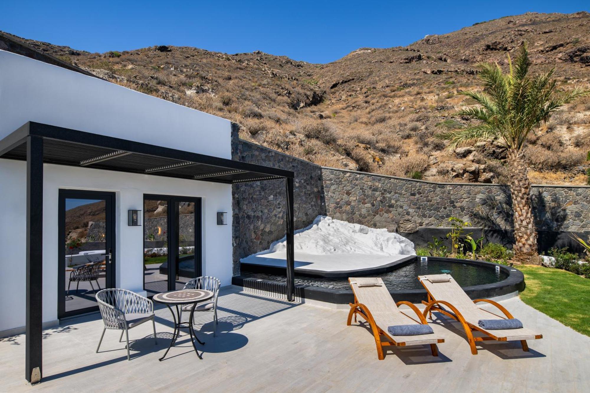אימרוביגלי Palm Island Suites מראה חיצוני תמונה