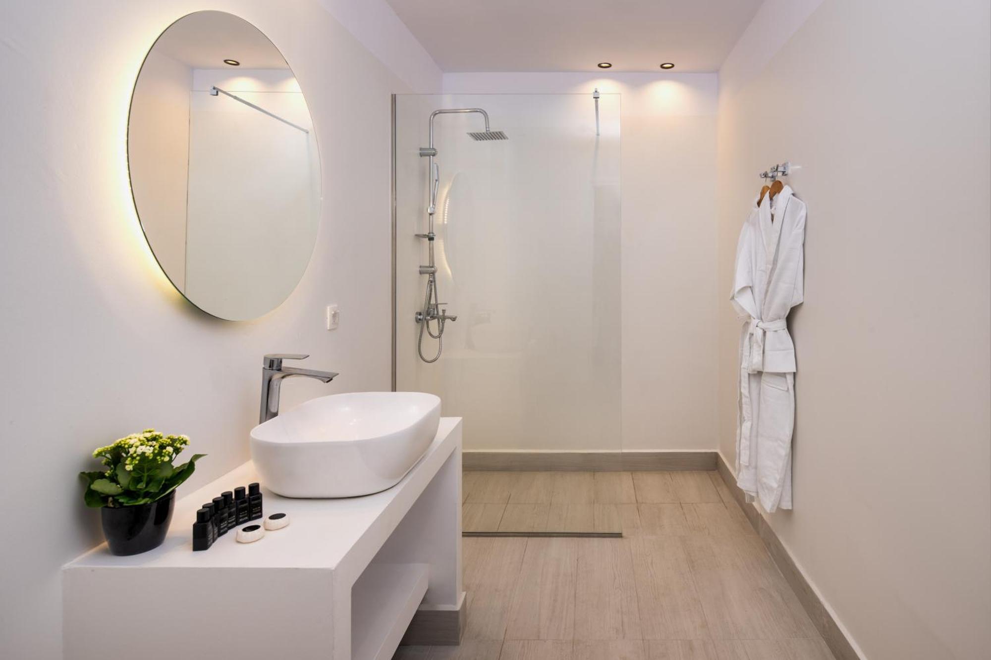 אימרוביגלי Palm Island Suites מראה חיצוני תמונה